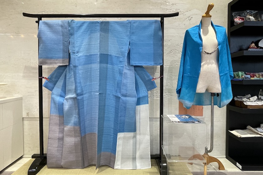 福岡シルクロード展　テーマ「青い鳥」